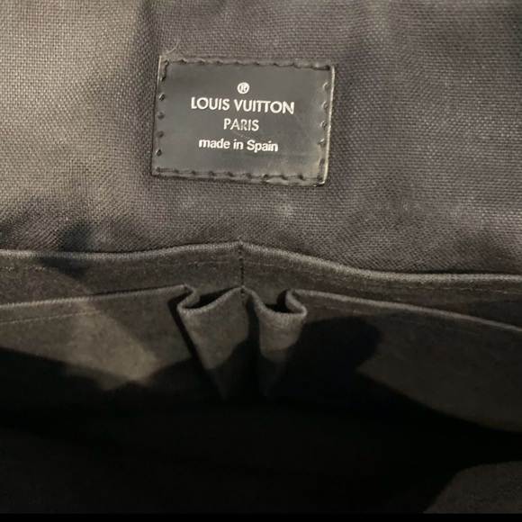 Louis Vuitton District Messenger PM Shoulder Bag Black Canvas/Leather Damier. - Picture 7 of 12